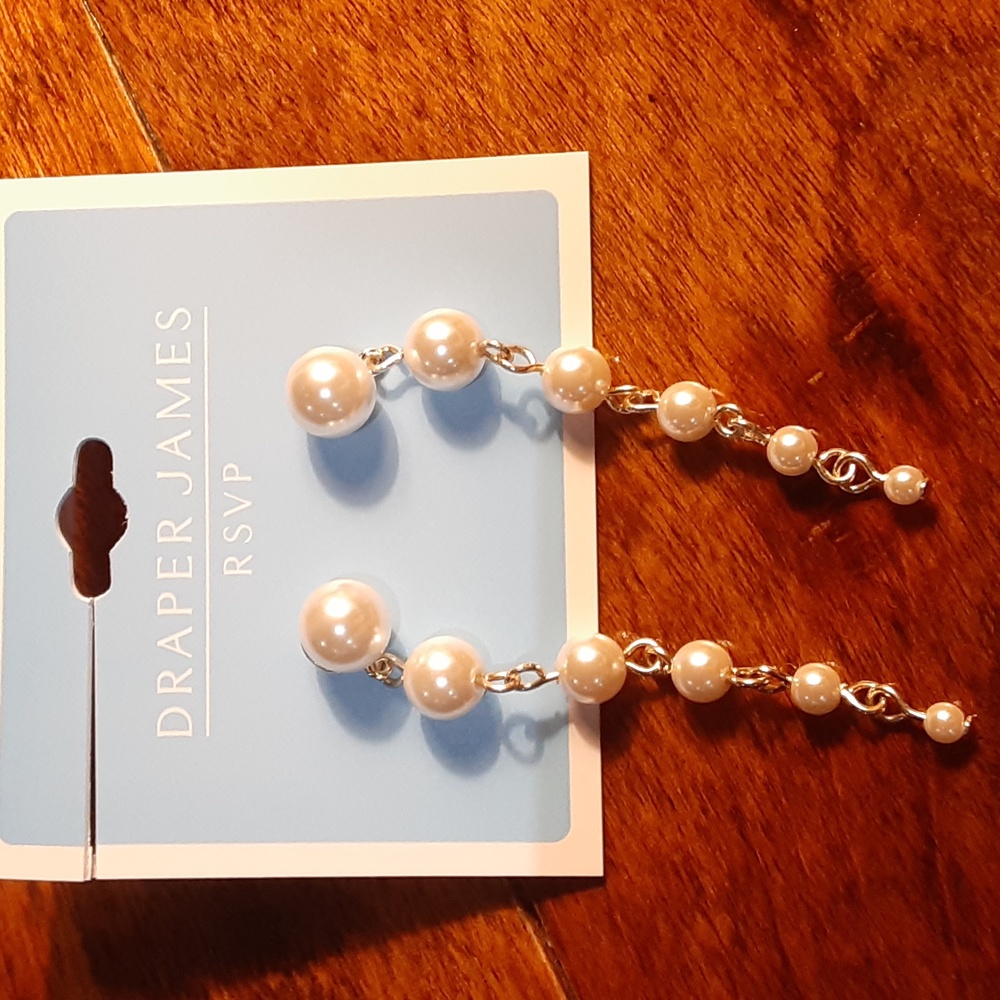 Draper James RSVP Gold & Pearl dangle Earrings